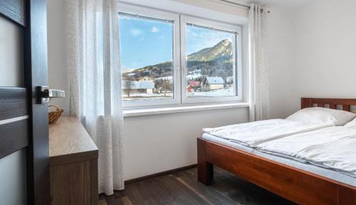 Suite with Mountain View