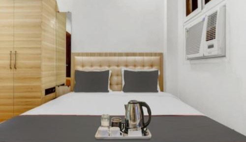 Deluxe Double Room (2 Adults + 1 Child)