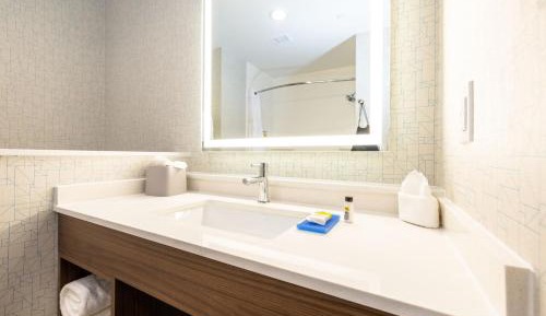 Suite with Two Beds - Non-Smoking
