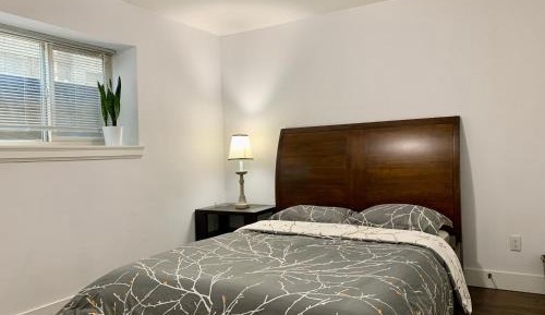 Queen Room with Shared Bathroom