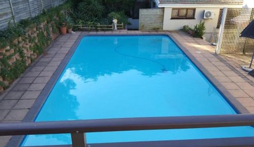 Apartment with Pool View 
