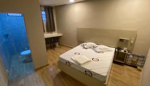 Deluxe Double or Twin Room with City View