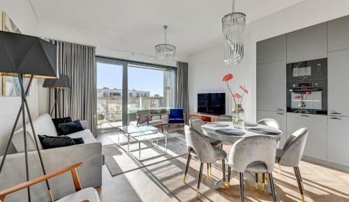 Penthouse Apartment