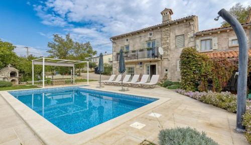 Villa with Sea View