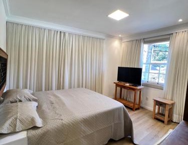 King Suite with Spa Bath