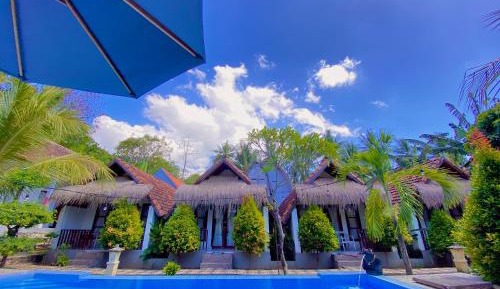 Bungalow with Garden View