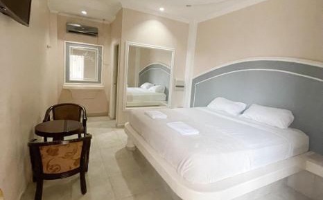 Superior King Room