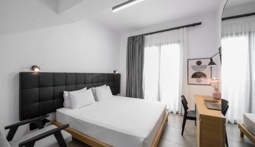 Comfort Double Room White Tower View