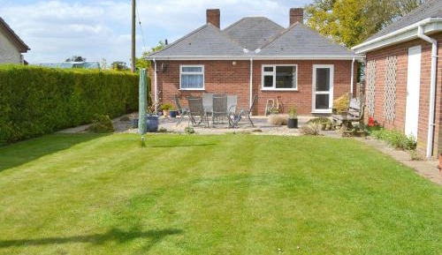 Three-Bedroom Holiday Home 