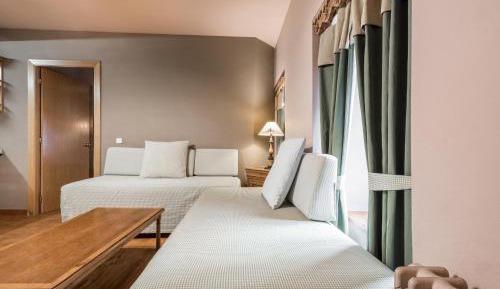 Apartment (2 Adults)
