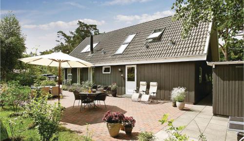 Four-Bedroom Holiday Home