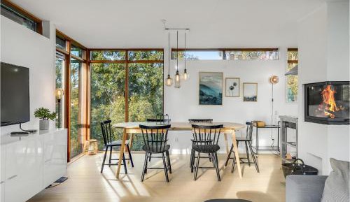 Two-Bedroom Holiday Home