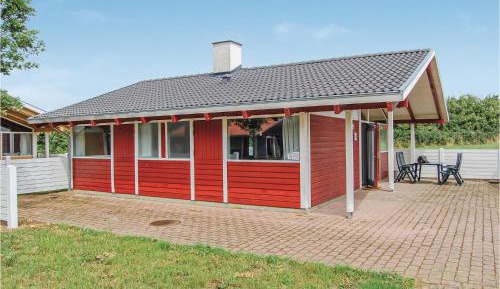 Two-Bedroom Holiday Home