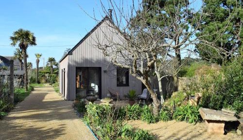 Holiday Home (4 Adults)