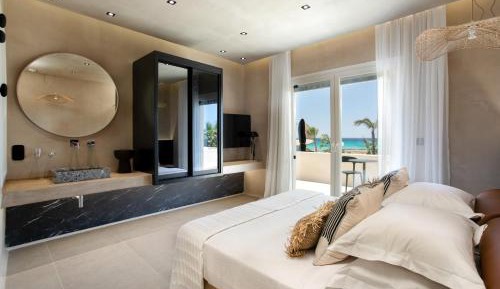 Premium Sea View 2-room Residence with Outdoor Hot Tub