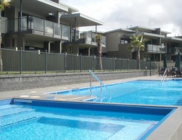 Two-Bedroom Family Suite - Water Front 