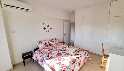 Double Room with Shared Bathroom