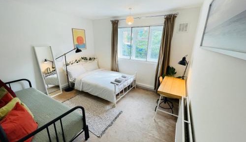 Superior Apartment