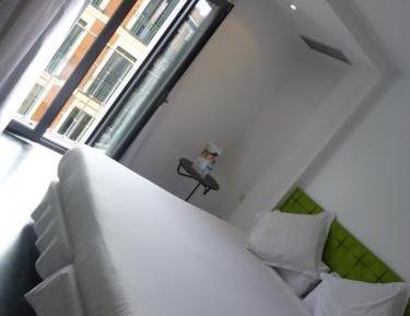 Large Single Room