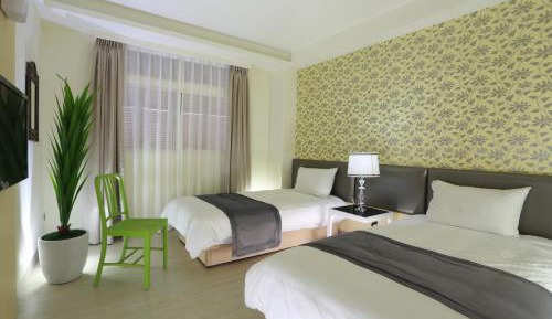 Standard Twin Room