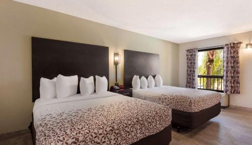 Queen Room with Two Queen Beds