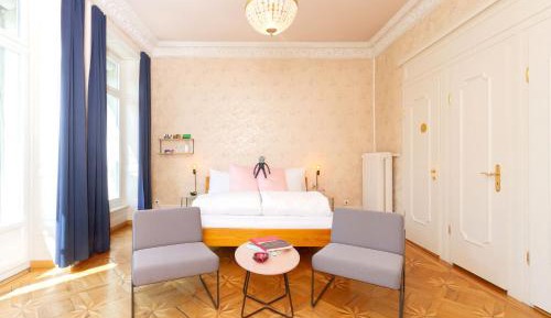 Junior Suite with Balcony