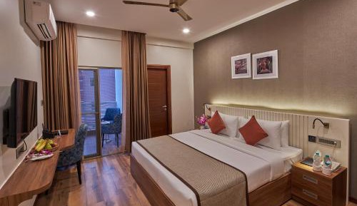 Deluxe King Room