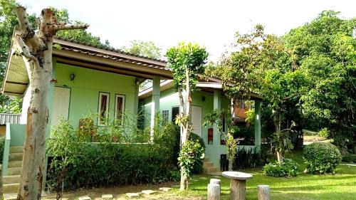 Superior Cottage