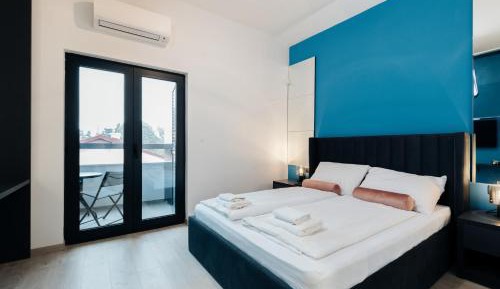 Deluxe Double Room with Balcony and Sea View