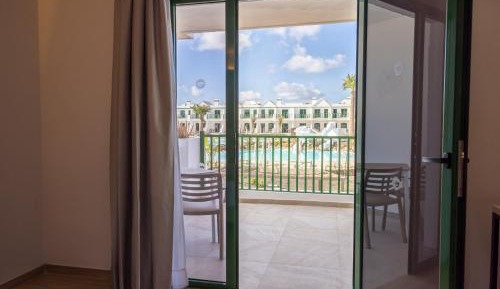 Suite with Pool View