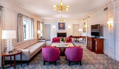 Two-Bedroom Presidential Suite