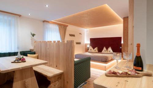 Suite with Sauna