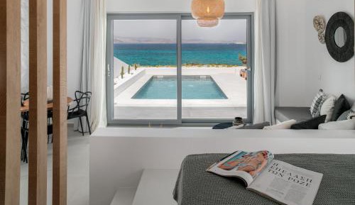 Deluxe Seafront Suite with Private Pool