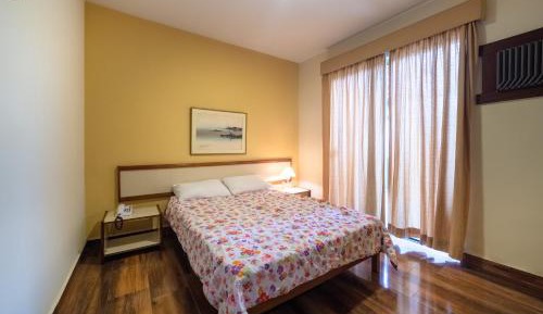 Apartment (3 Adults)