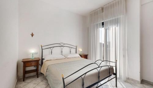 Superior One-Bedroom Apartment with Balcony