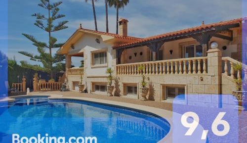 Villa with Private Pool