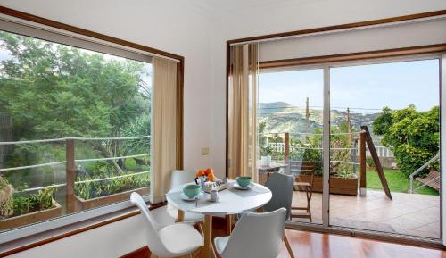 Superior One-Bedroom Apartment