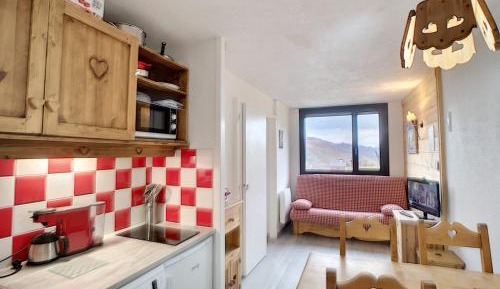 Apartment (4 Adults)