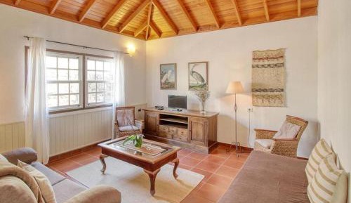 Superior One-Bedroom House
