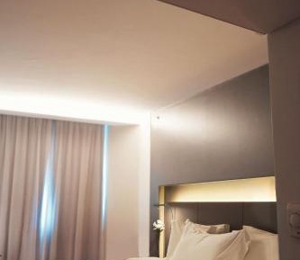 Premium Smart Room - 1 Cama Queen