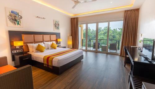 King Room with Pool View