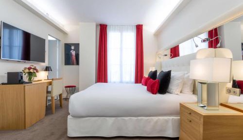 Deluxe King Room