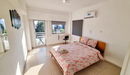 Double Room with Shared Bathroom