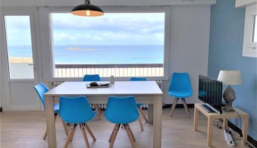 Apartment (4 Adults)