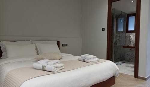 Deluxe Double Room with Balcony and Sea View