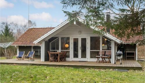 Three-Bedroom Holiday Home 