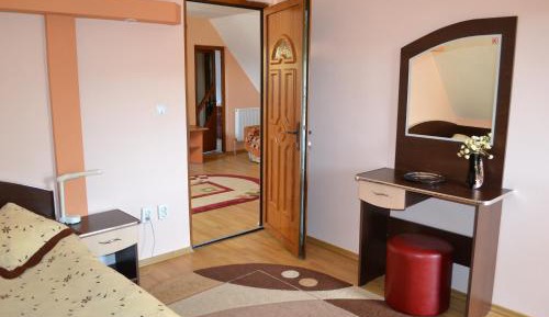Two-Bedroom Suite (4 Adults)