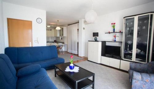One-Bedroom Apartment with Terrace