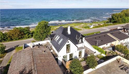 Two-Bedroom Holiday Home
