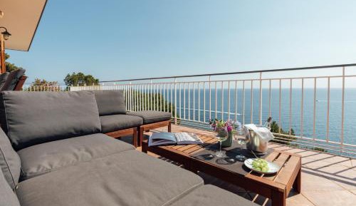 Villa with Sea View